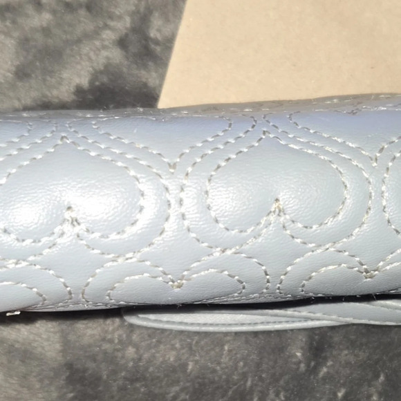 Betsey Johnson Blue Faux Leather Heart Stitched Zip Around Wallet/Wristlet - Picture 4 of 12